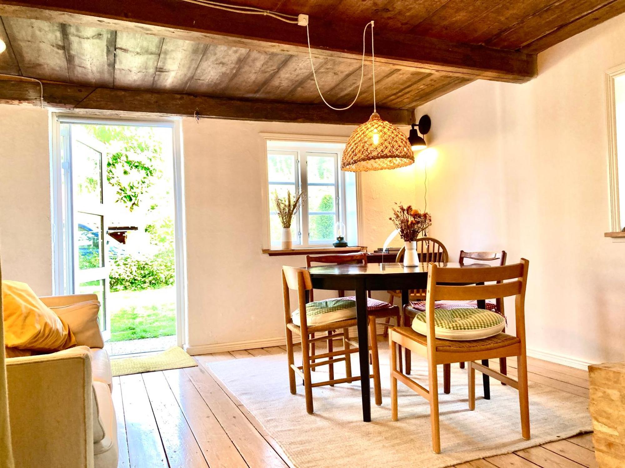 Den Gamle Skomager Hytte Ved Slotssoen Gråsten Kültér fotó